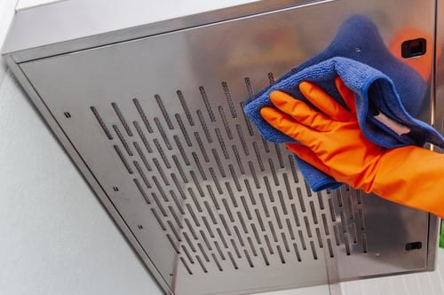 Deep Cleaning vs. Regular House Cleaning: Which One Do You Need?
